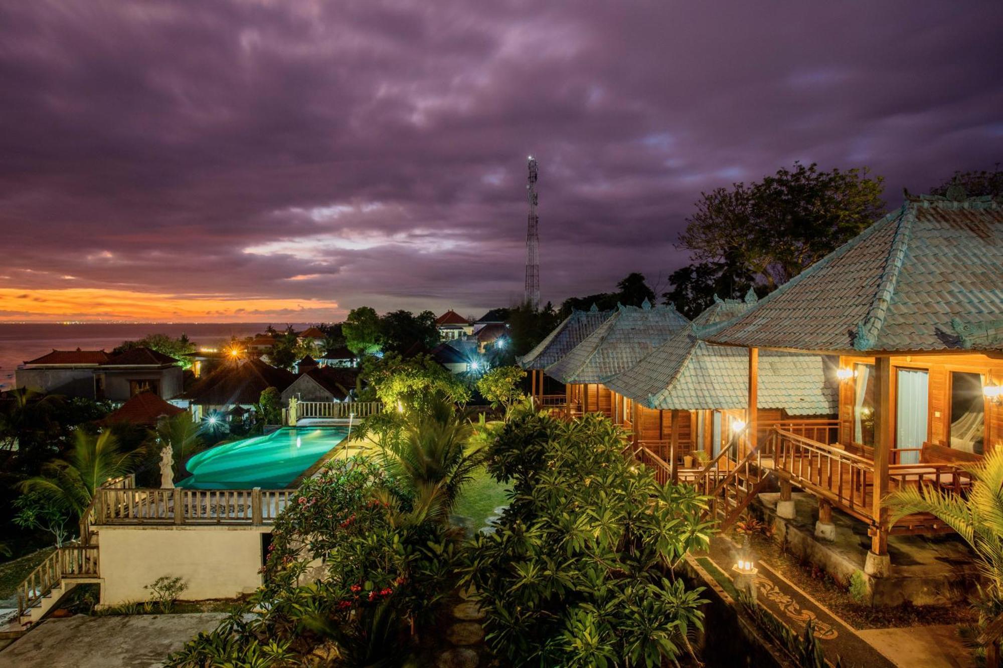 Tawe Ocean Blue Villa Lembongan Exterior photo