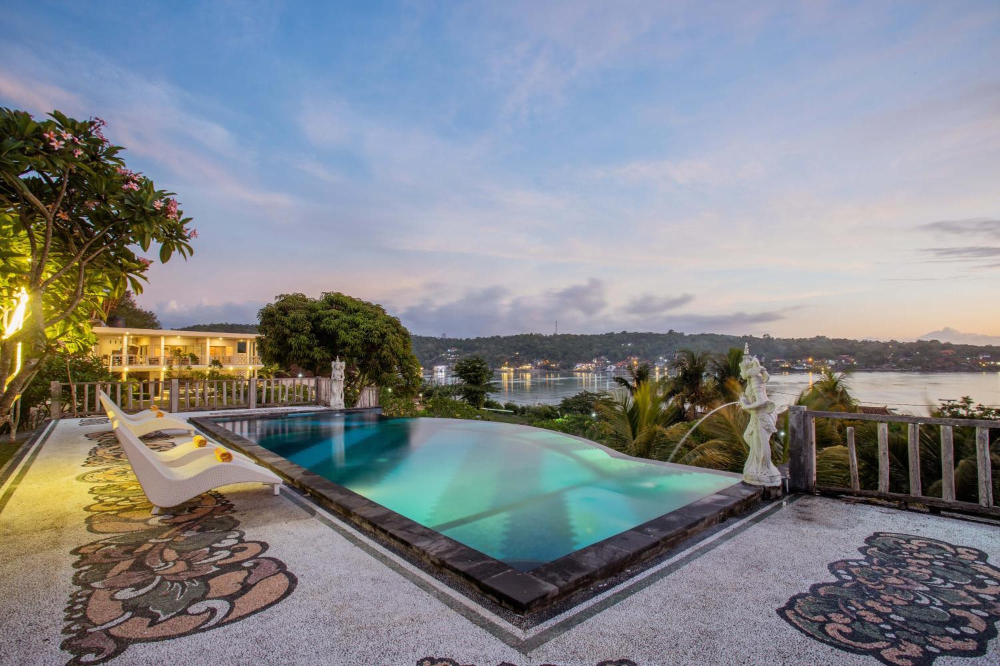 Tawe Ocean Blue Villa Lembongan Exterior photo